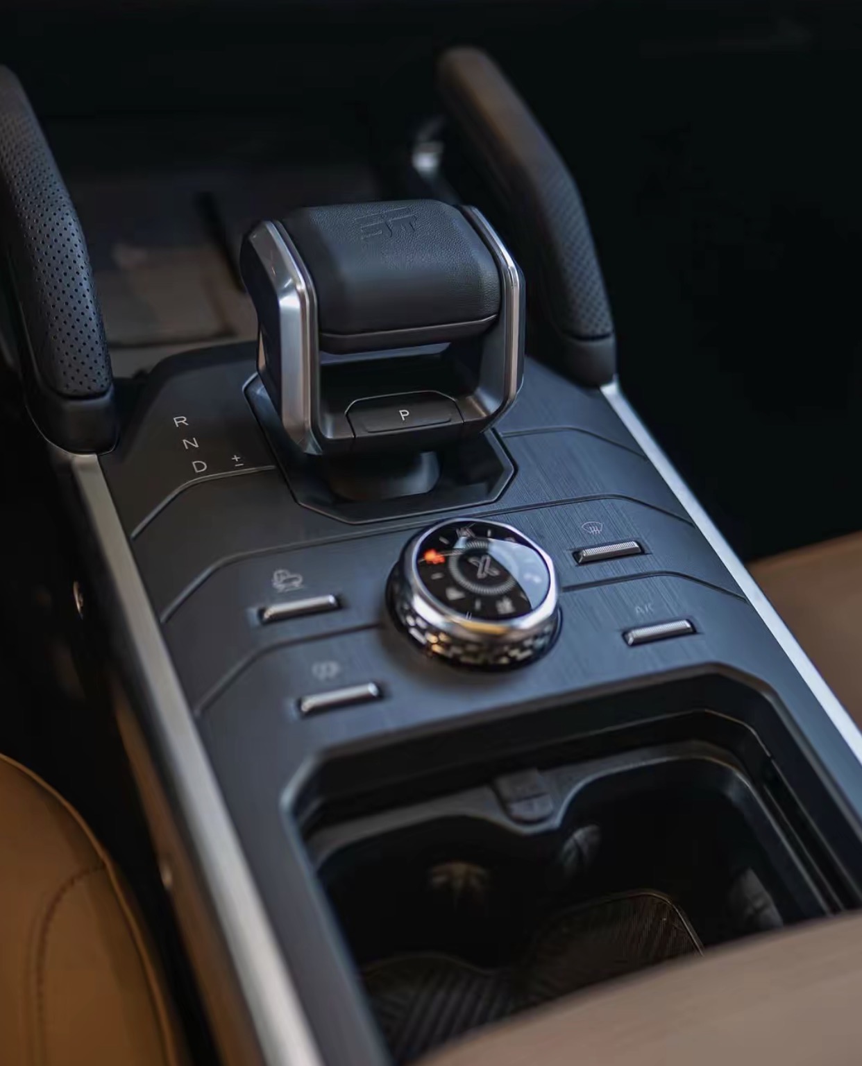 Jetour T2