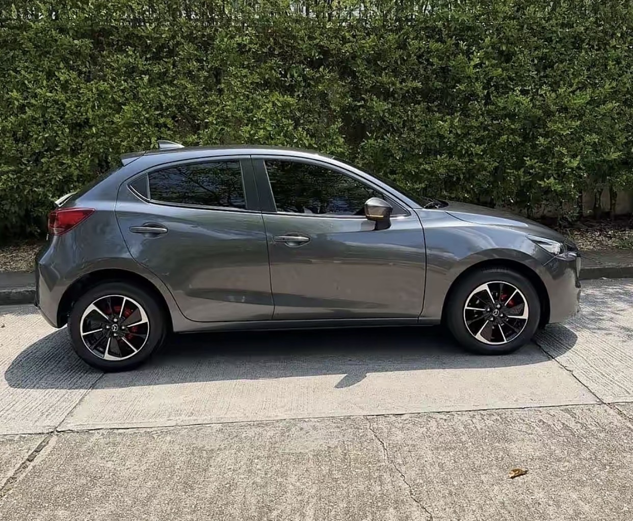 MAZDA 2 GRAND TOURING Lx 2026