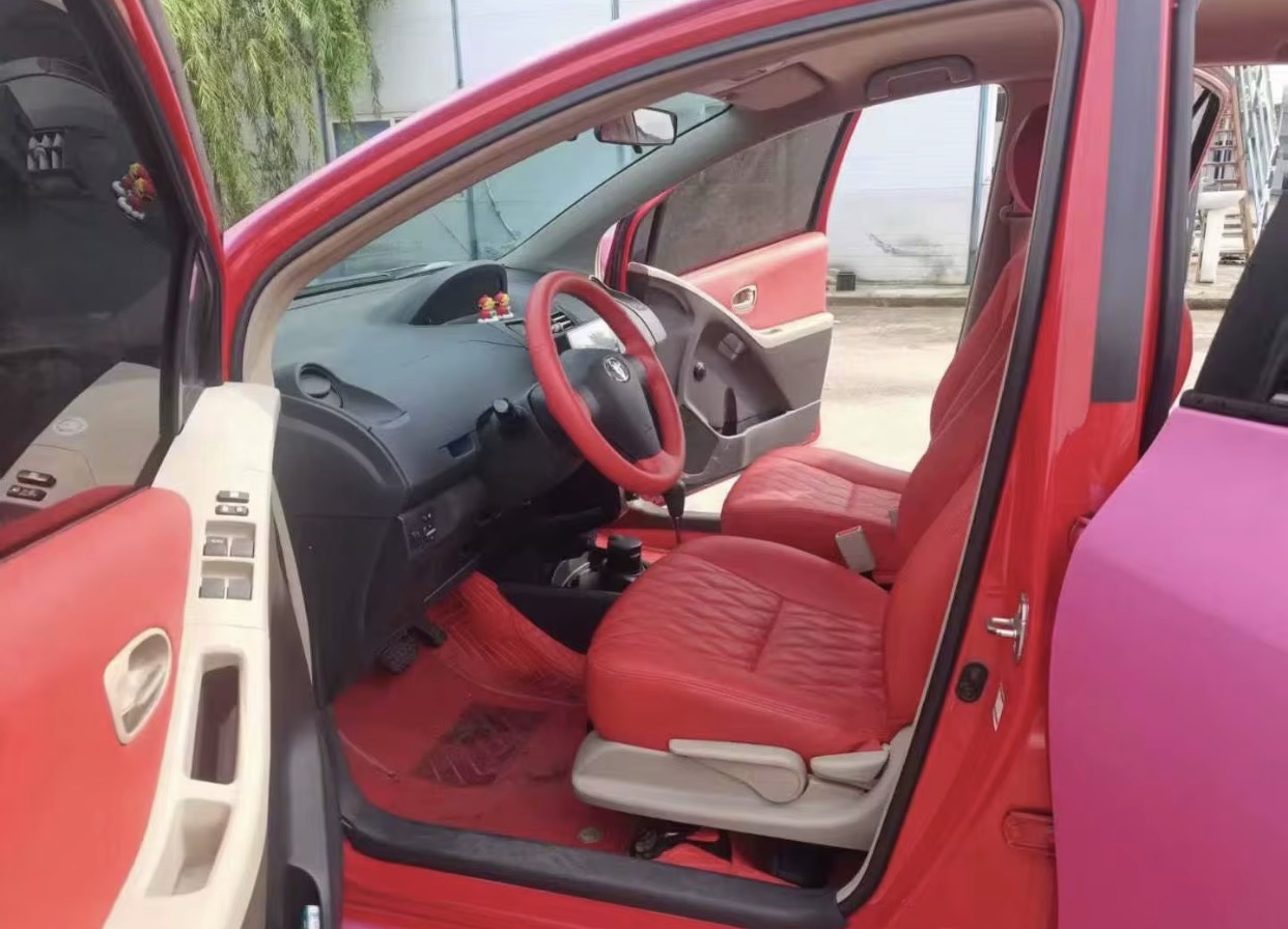 Toyota Yaris 2009