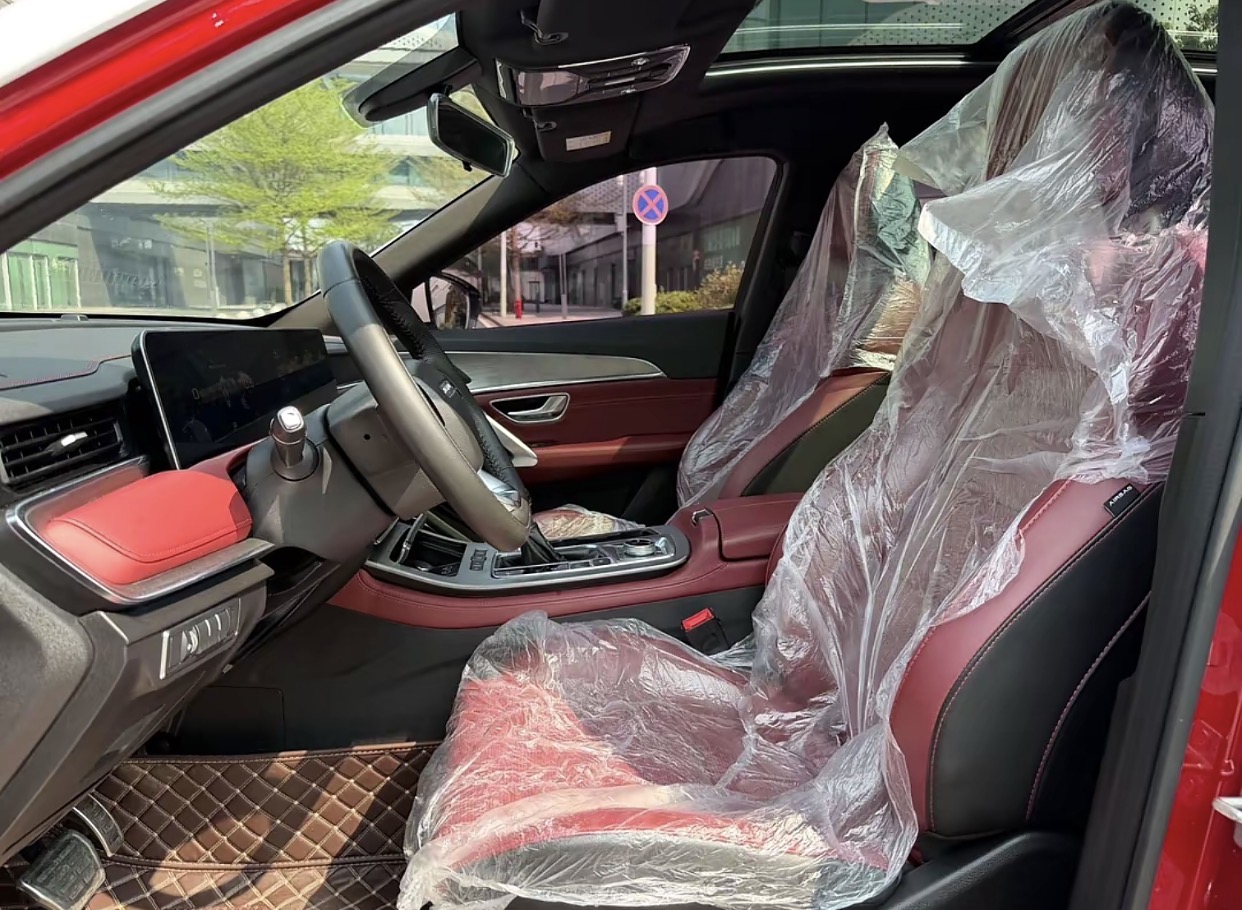 Jetour x70 plus 2021