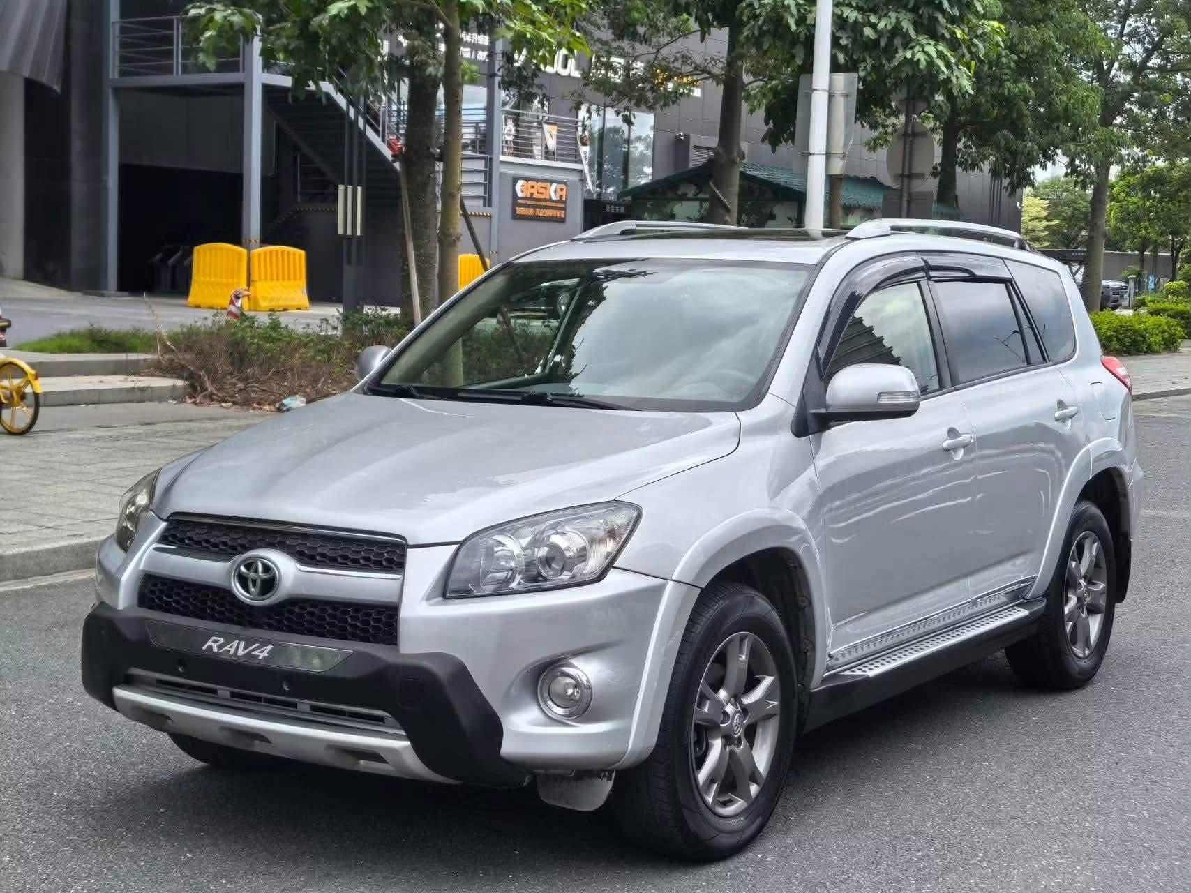 Toyota Rav4 2012