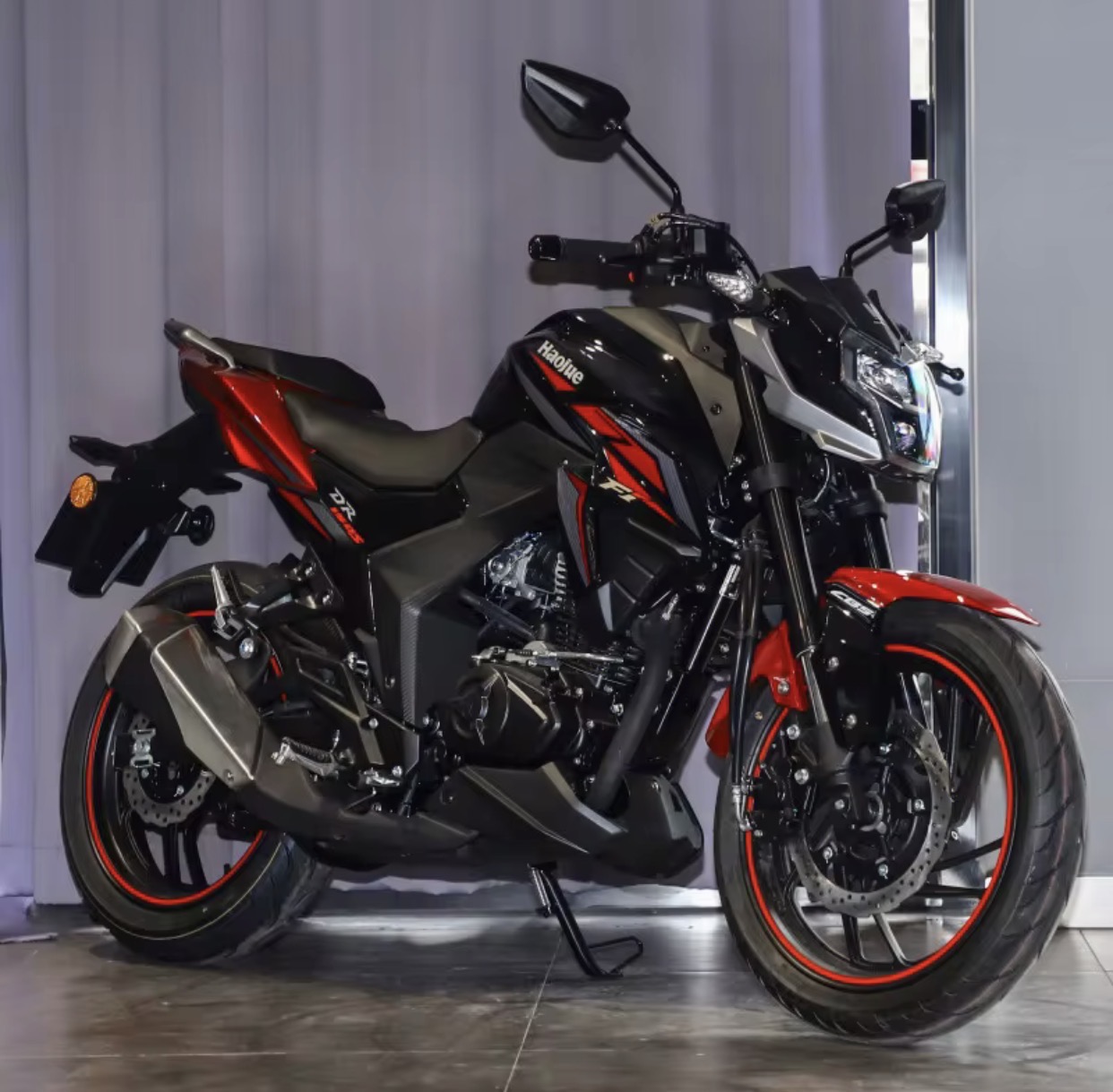 Moto de rue Haojue DR150S
