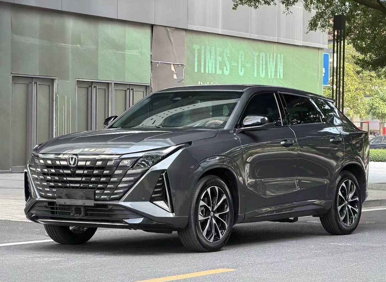 Changan UNIZ 2024