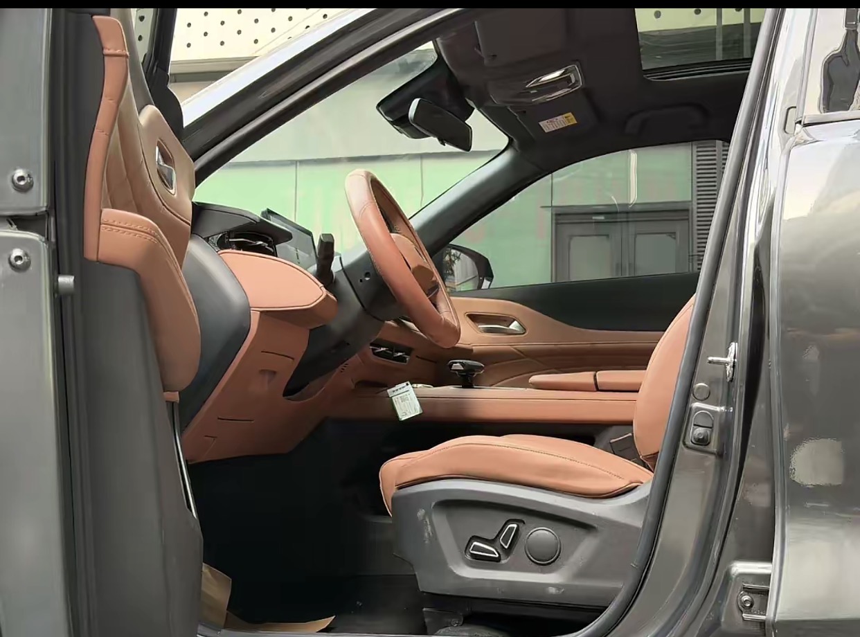 Changan UNIZ 2024
