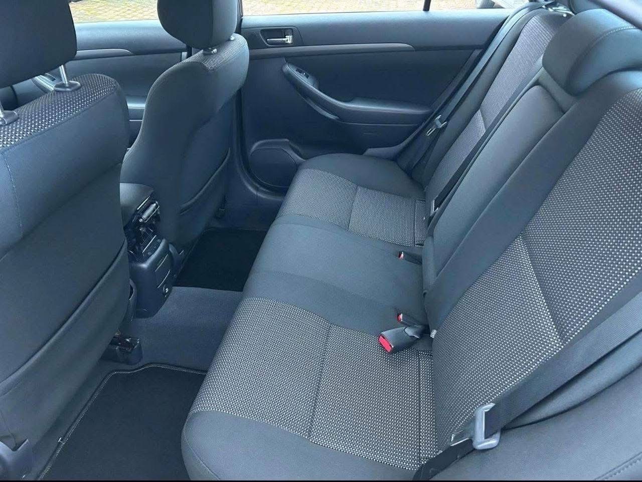 Toyota Avensis 2005
