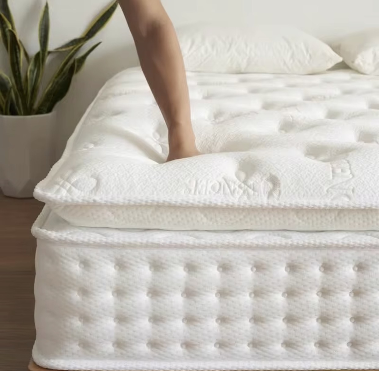 Matelas a mousse ressorts compressé