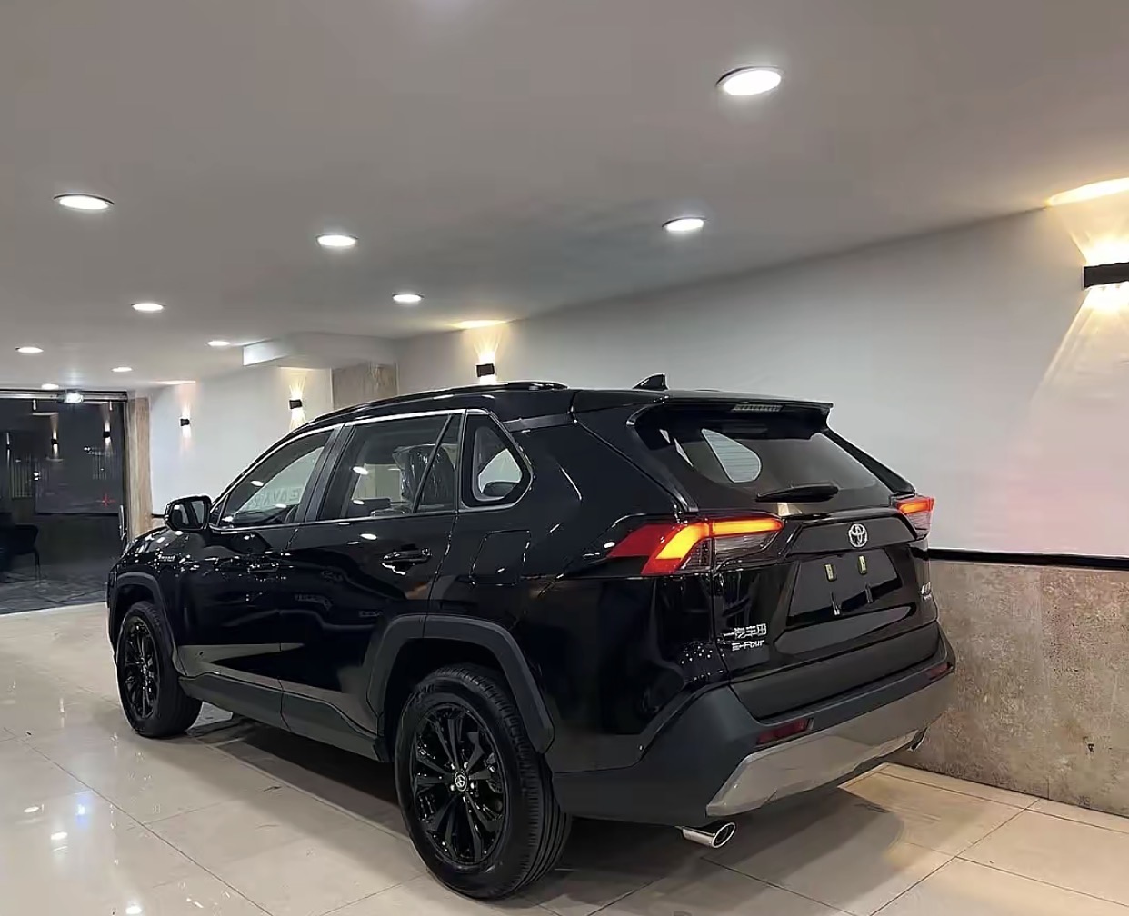 TOYOTA RAV4 HYBRIDE 2025