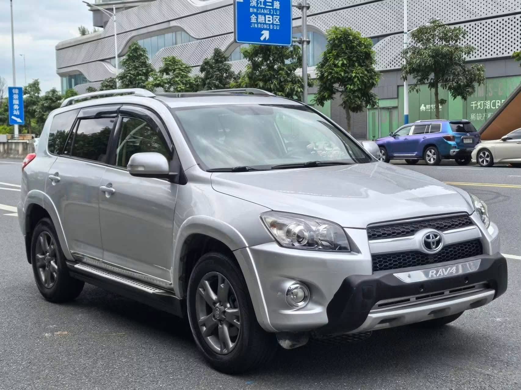 Toyota Rav4 2012