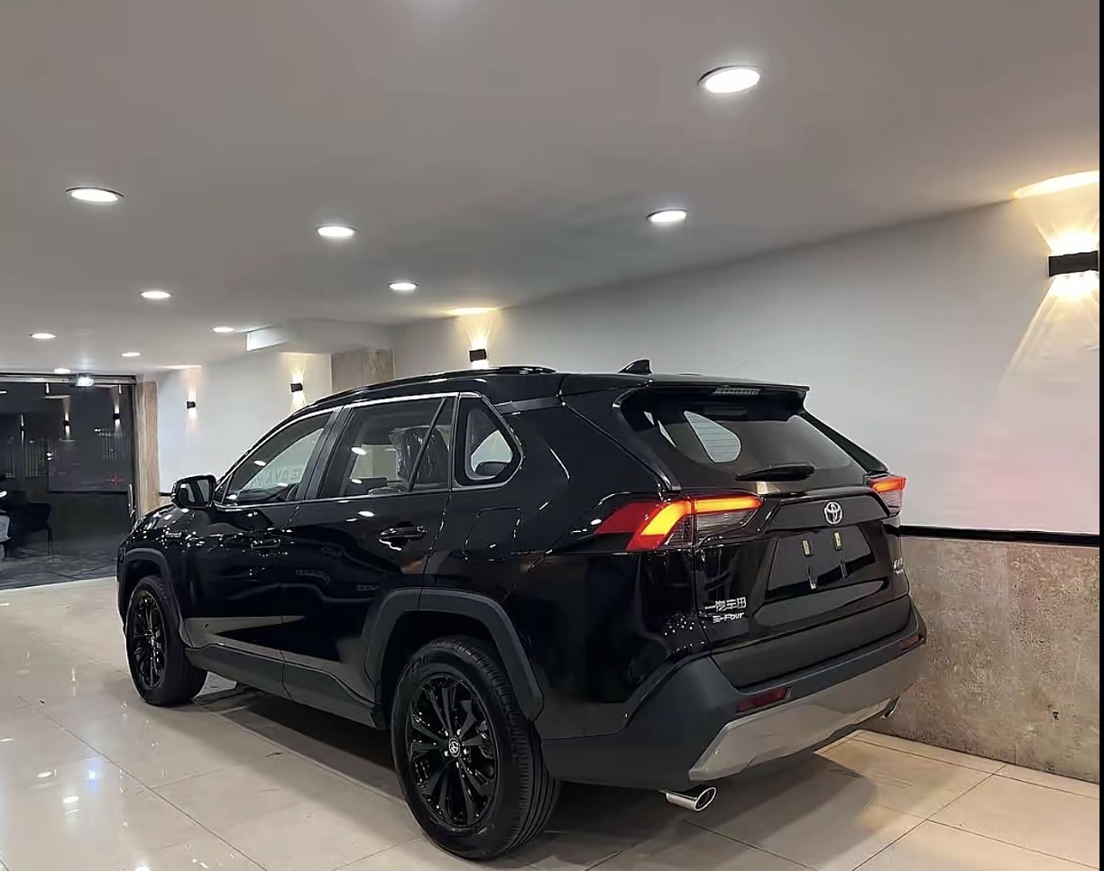 TOYOTA RAV4 HYBRIDE 2025