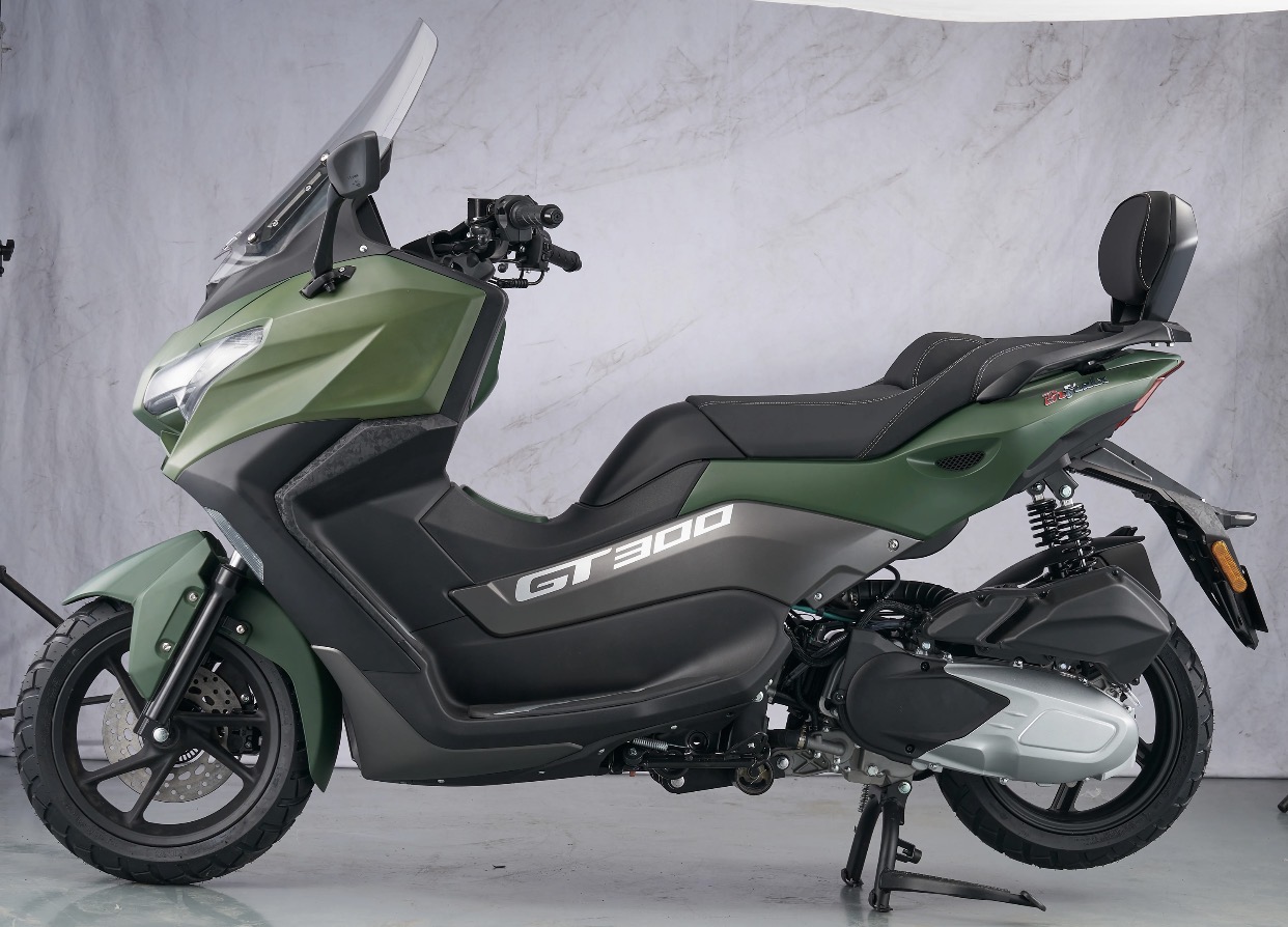 Scooter Yaben ADV 300cc cylindrée EPA