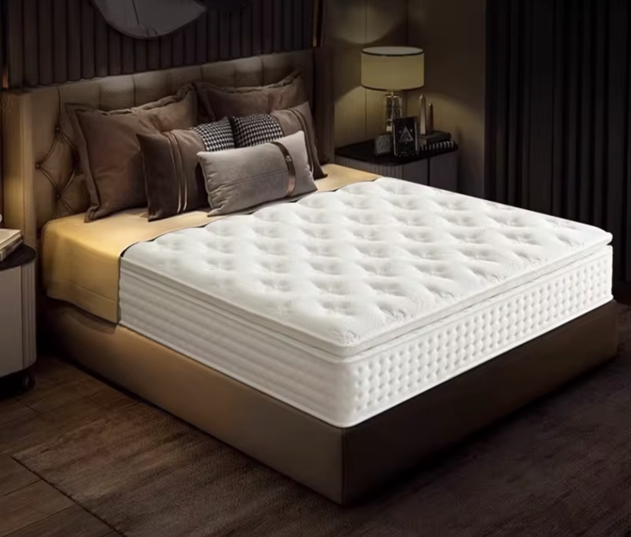 Matelas a mousse ressorts compressé