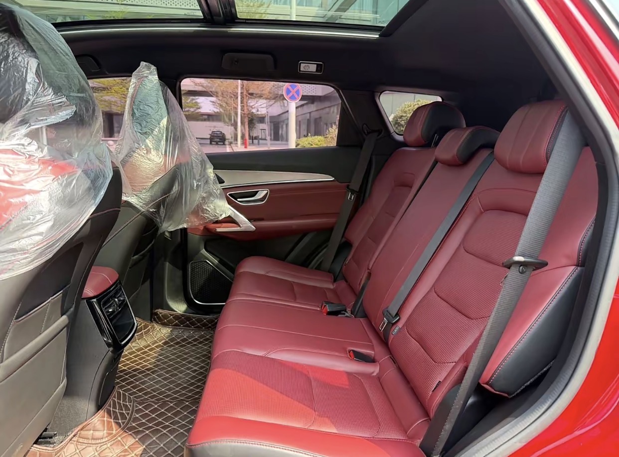 Jetour x70 plus 2021